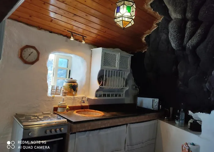 Casa Cueva El Pozo Las Calcosas