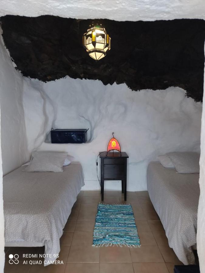 Casa Cueva El Pozo Calcosas *